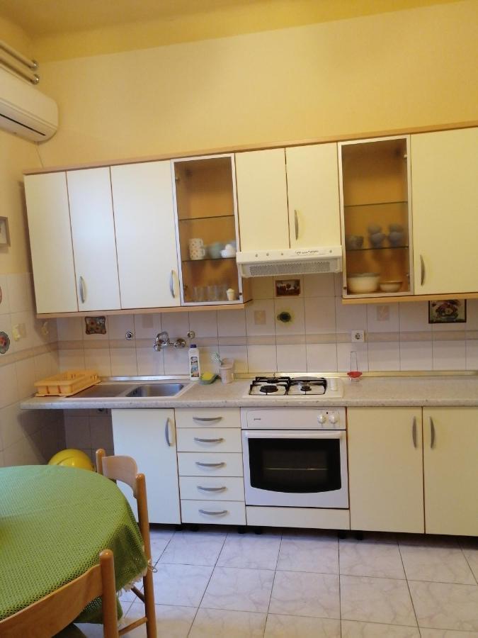 Apartman Antonija Pula Exteriör bild