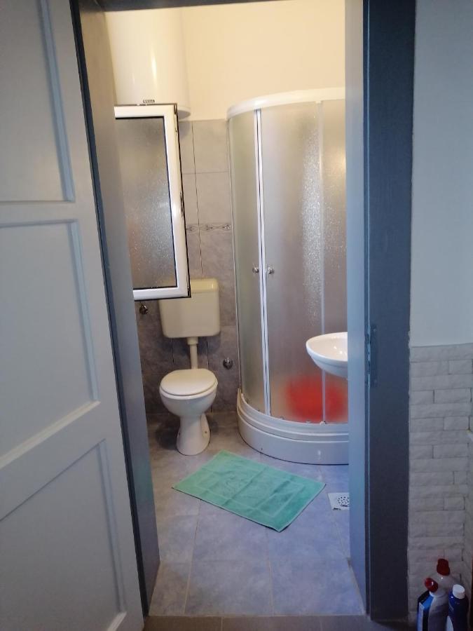 Apartman Antonija Pula Exteriör bild